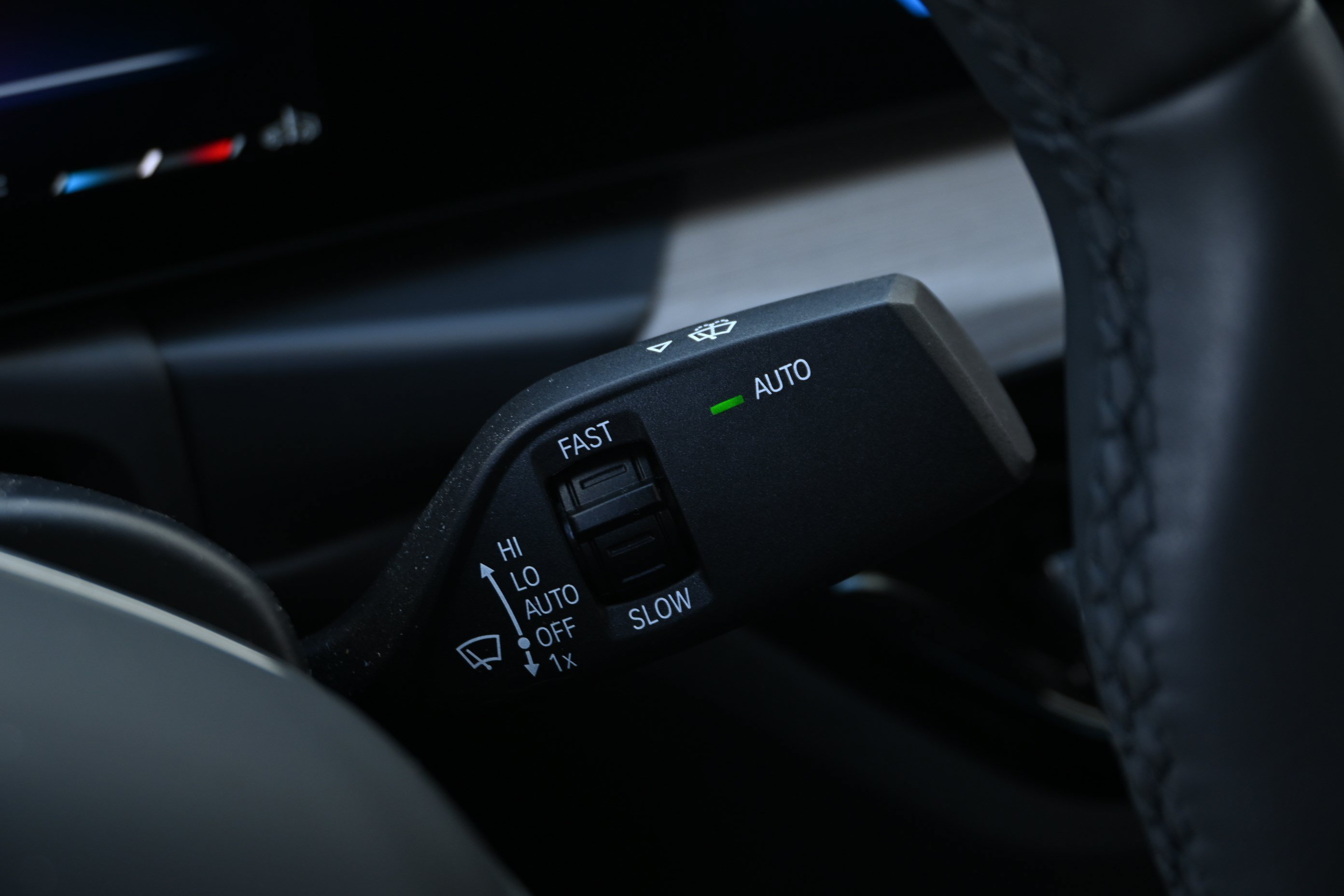 Certified 2025 BMW 330i Sedan RWD image 36