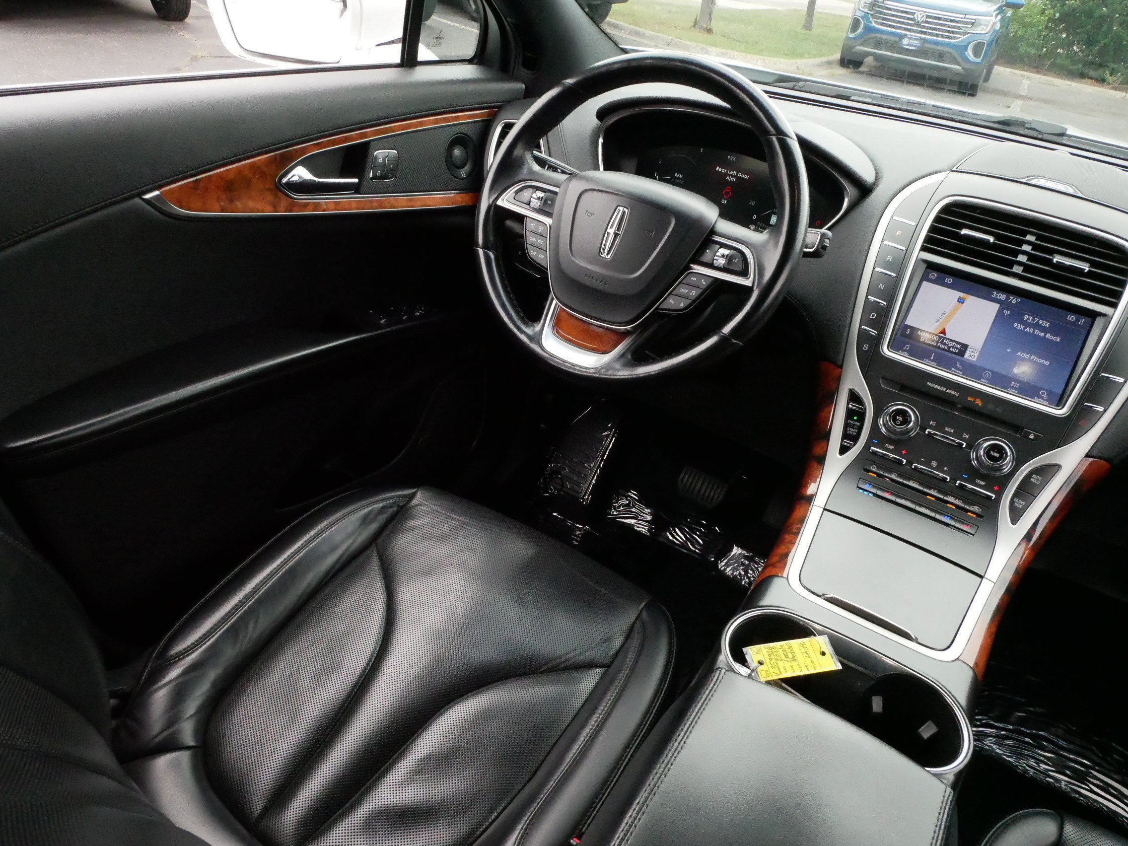 Used 2020 Lincoln Nautilus Reserve AWD/4WD image 9