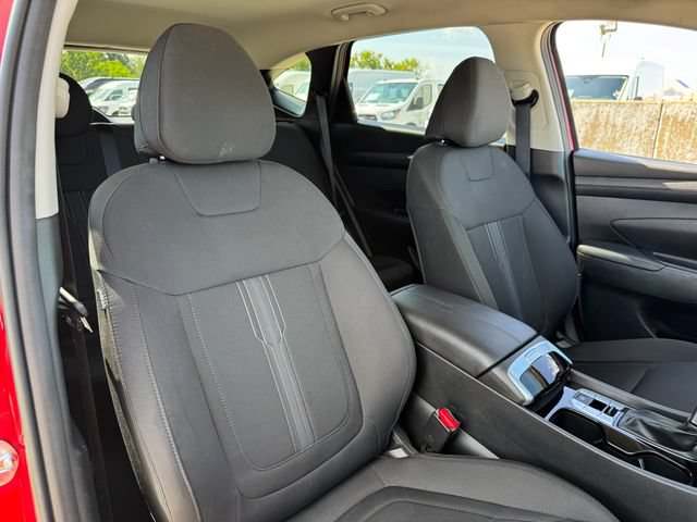 Used 2025 Hyundai Tucson SEL AWD/4WD image 19