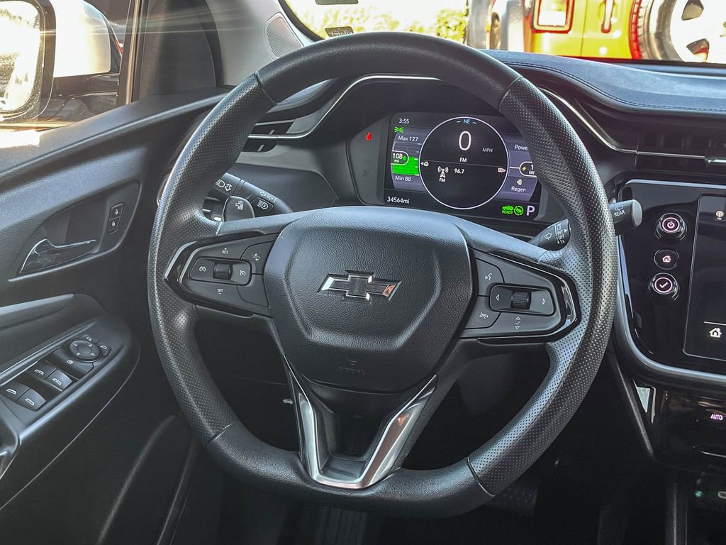 Used 2022 Chevrolet Bolt EUV LT image 17