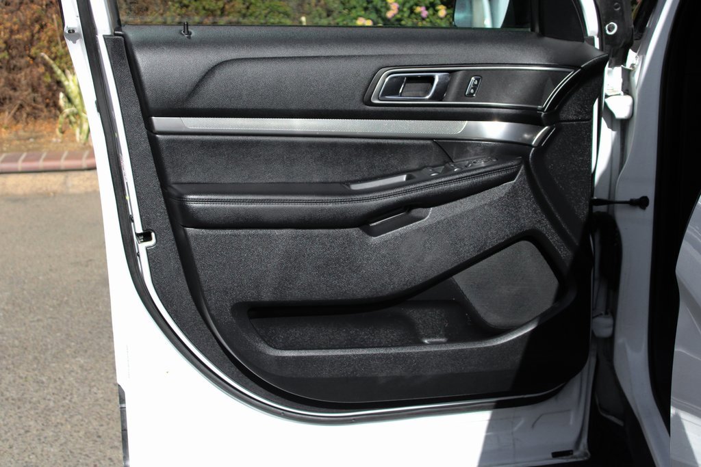 Used 2019 Ford Explorer XLT w/ Equipment Group 201A image 14