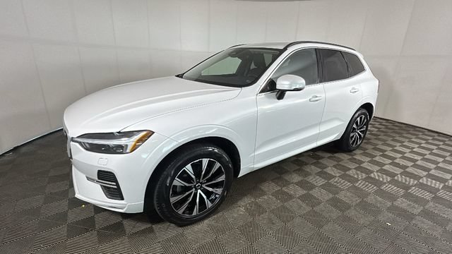 Used 2023 Volvo XC60 B5 Core w/ Climate Package AWD/4WD image 6