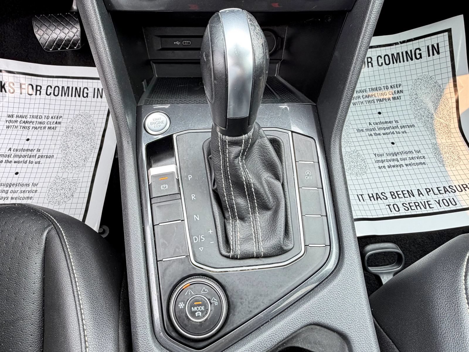 Used 2021 Volkswagen Tiguan SE w/ Panoramic Sunroof Package AWD/4WD image 38