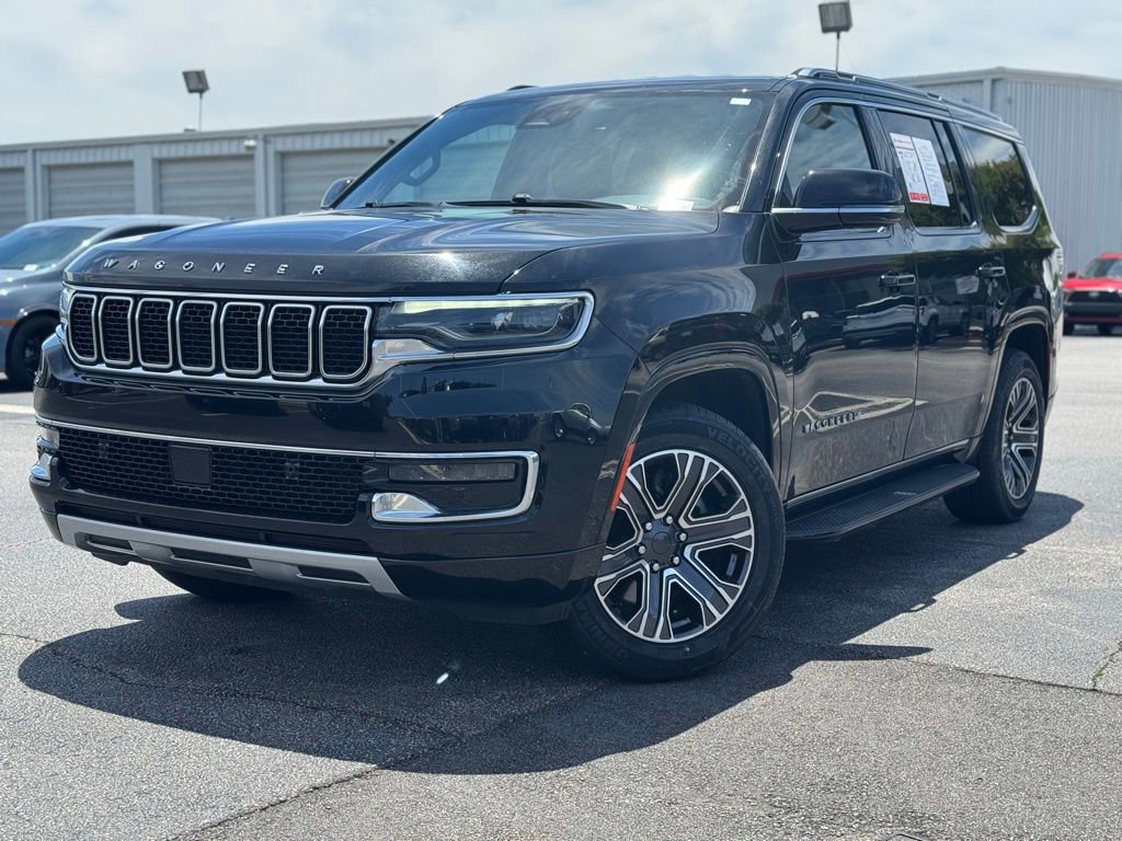 Used 2024 Jeep Wagoneer Series II w/ Flexible Seating Group RWD image 5