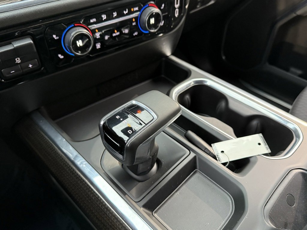 Used 2024 Chevrolet Silverado 1500 RST image 34