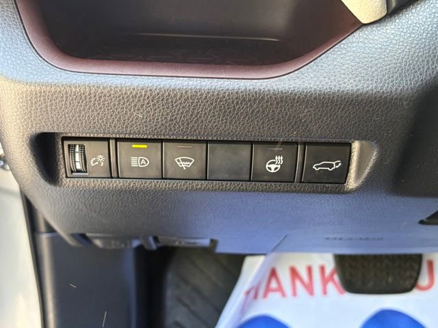 Used 2019 Toyota RAV4 Limited w/ Cold Weather Package FWD image 27