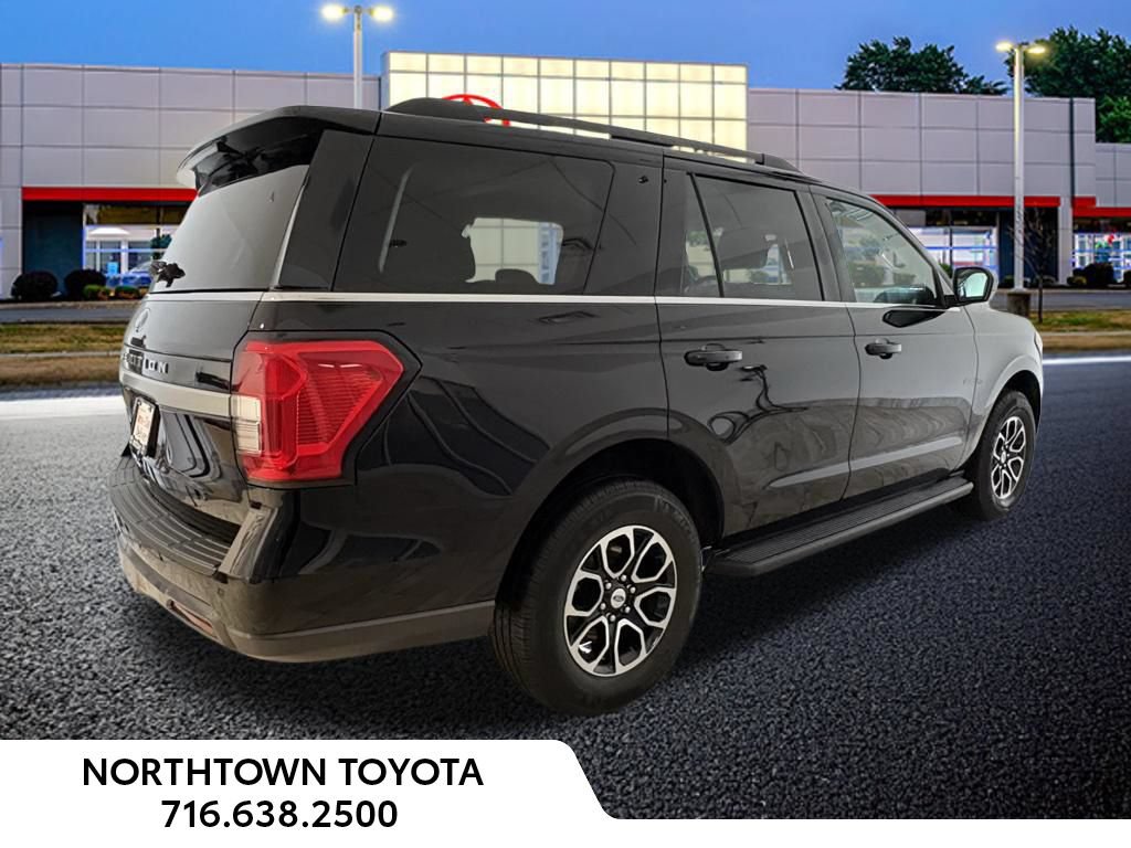 Used 2024 Ford Expedition XLT AWD/4WD image 13