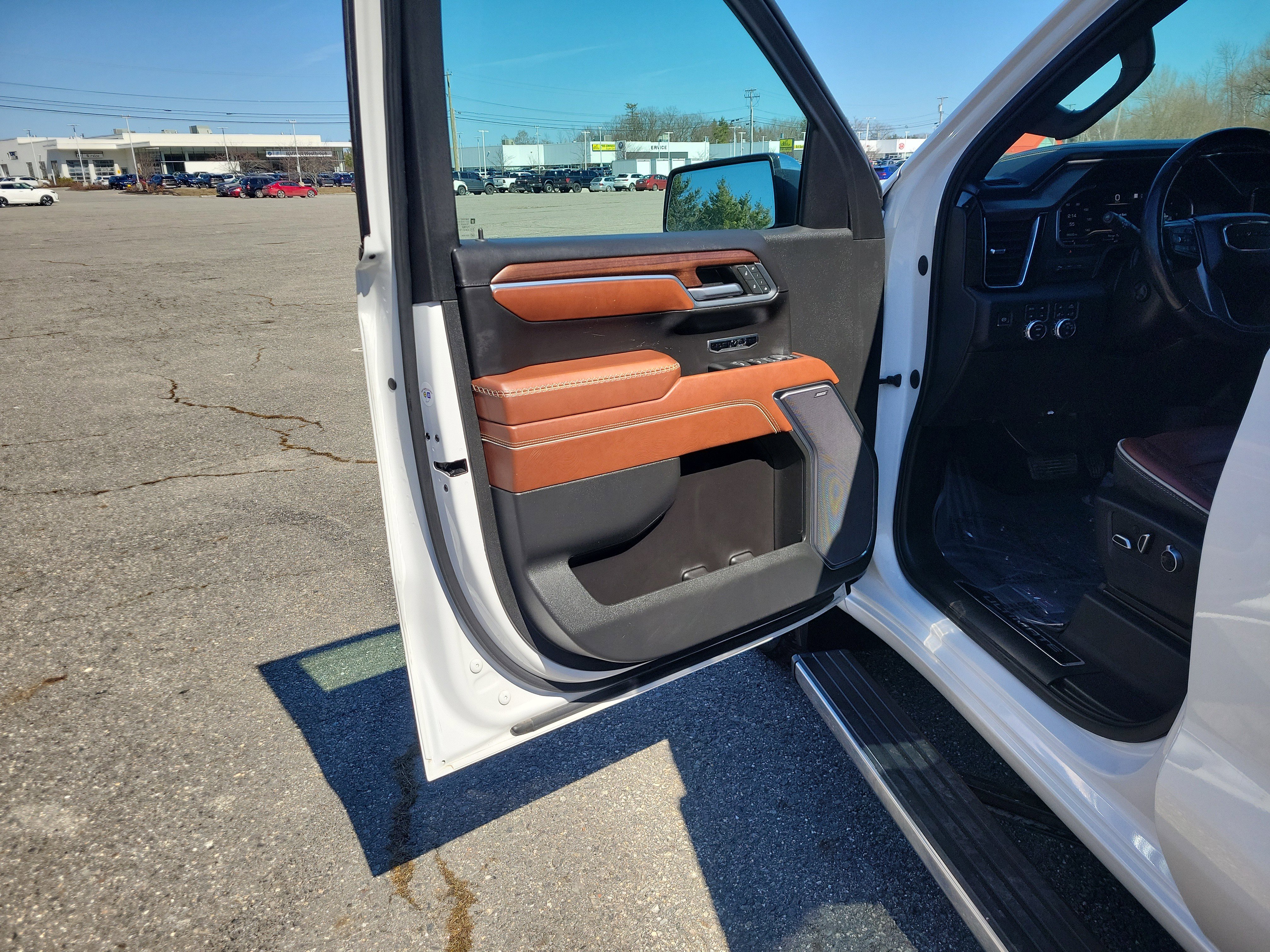 Used 2023 GMC Sierra 1500 Denali Ultimate AWD/4WD image 15