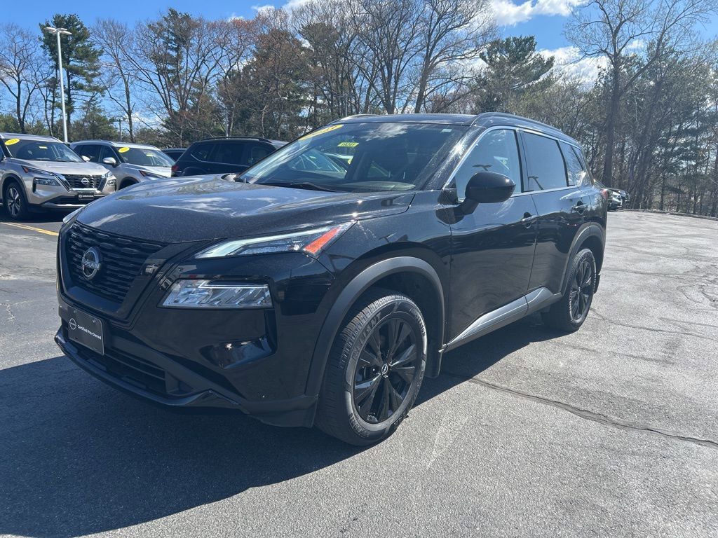 Certified 2023 Nissan Rogue SV w/ SV Premium B Package AWD/4WD image 3