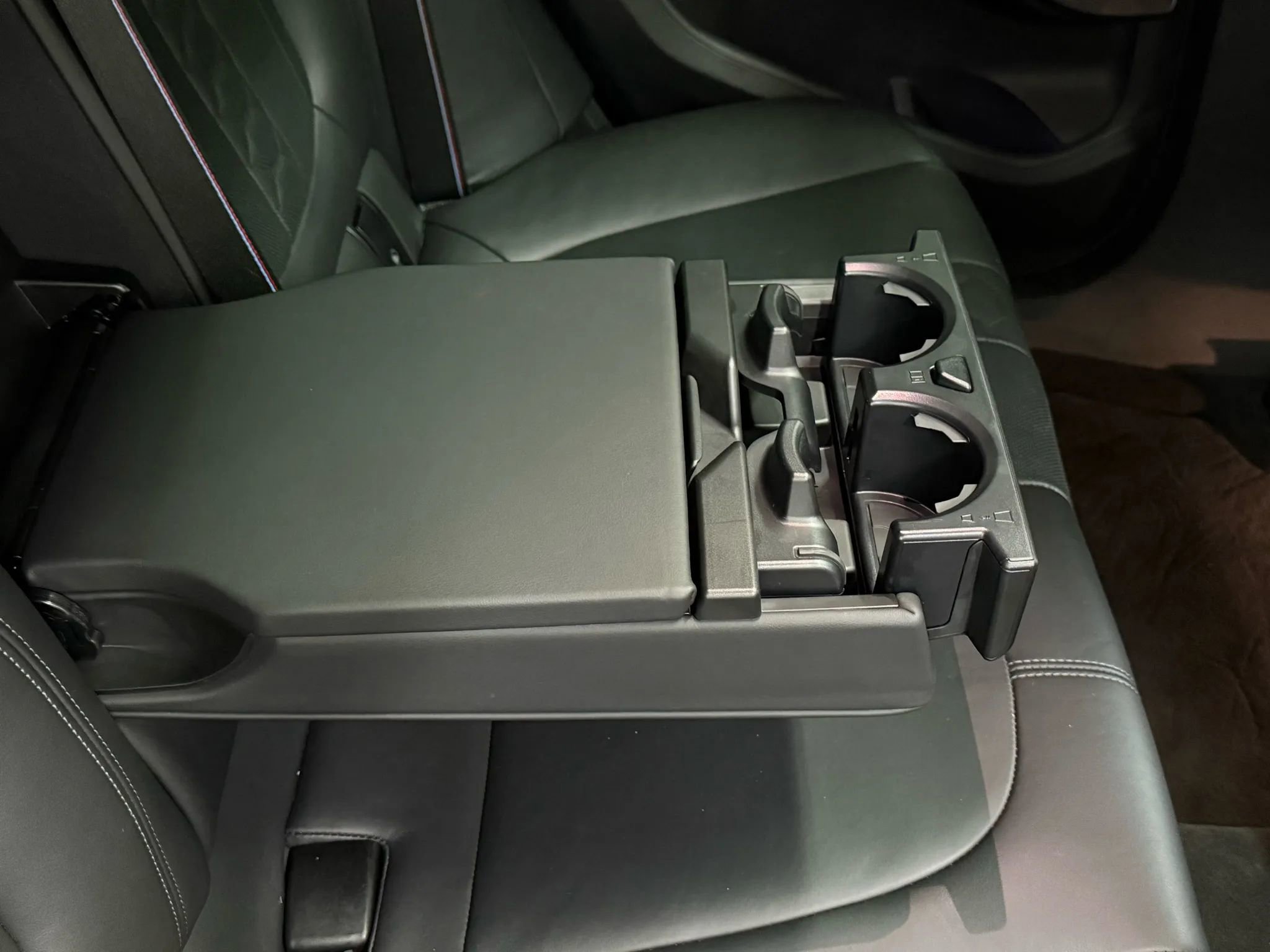 Used 2021 BMW X6 M w/ Competition Package image 34