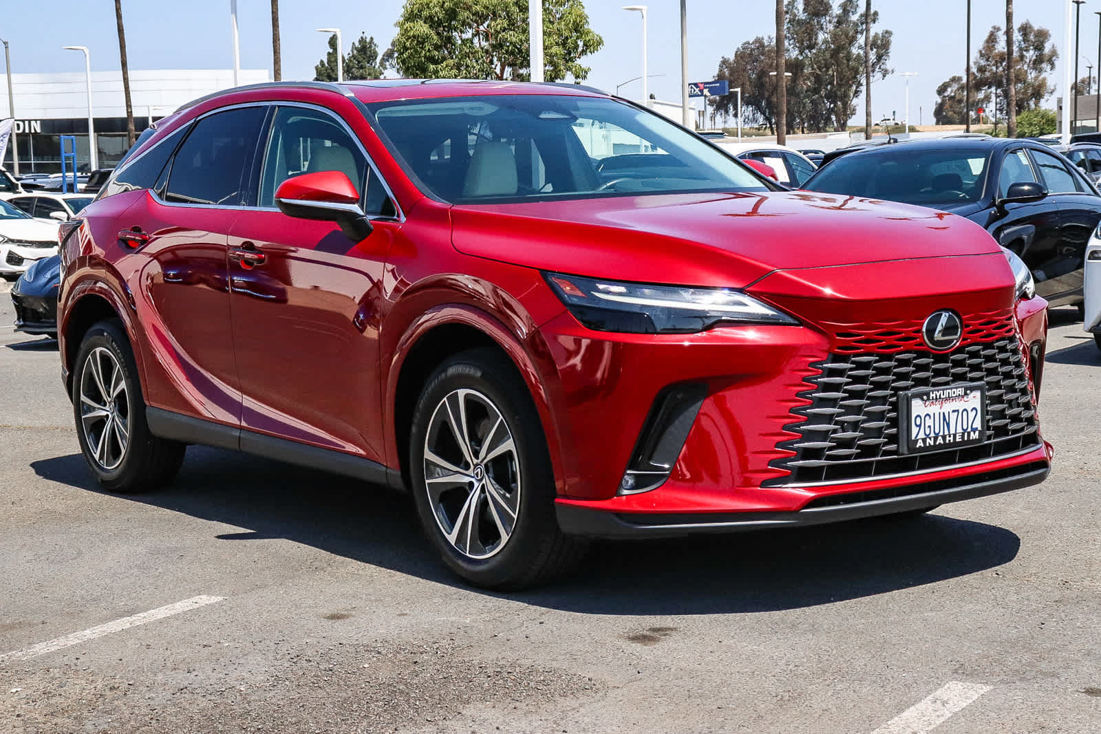 Used 2023 Lexus RX 350 FWD w/ Cold Area Package image 3