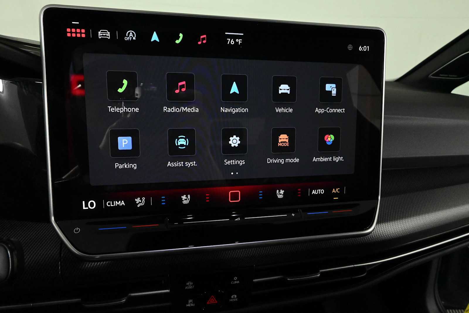 New 2026 Volkswagen GTI SE FWD image 25