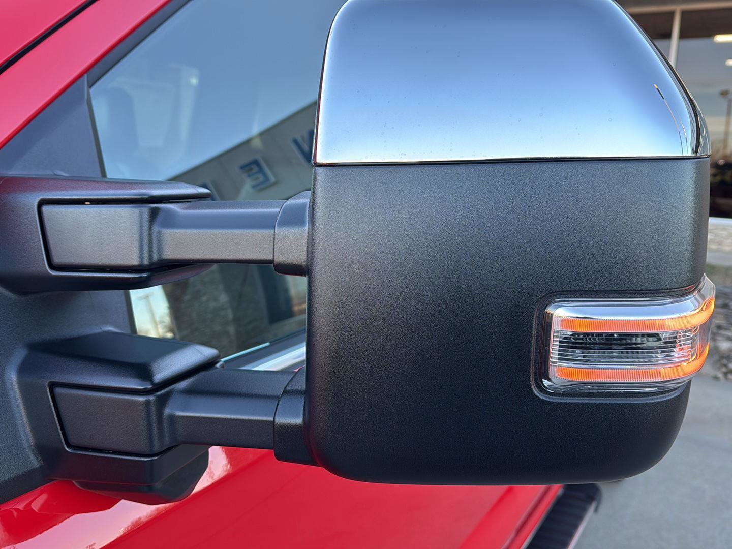 New 2026 Ford F250 Lariat w/ Chrome Package image 6