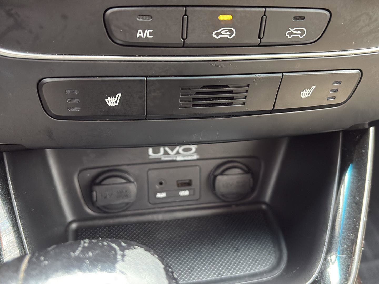 Used 2014 Kia Sorento EX image 21