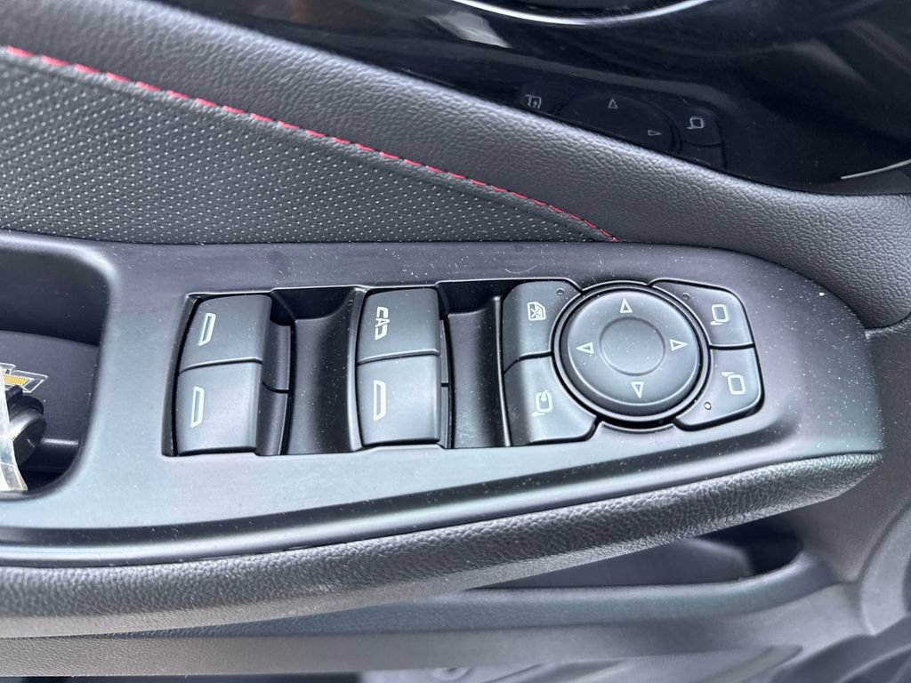 Used 2023 Chevrolet Traverse RS AWD/4WD image 13