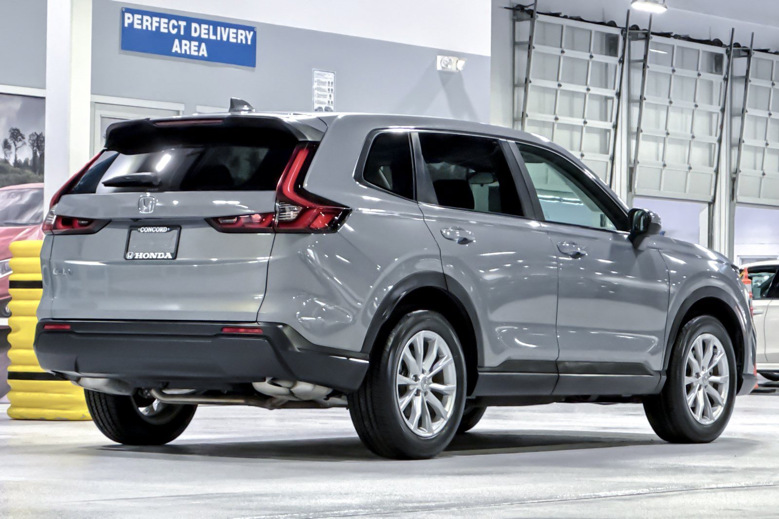 Used 2024 Honda CR-V EX image 9