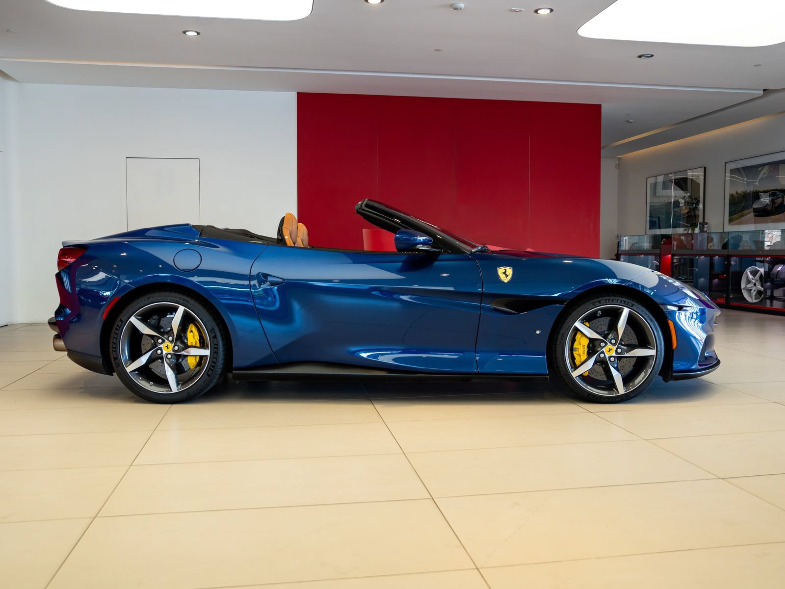 Certified 2023 Ferrari Portofino M RWD image 7