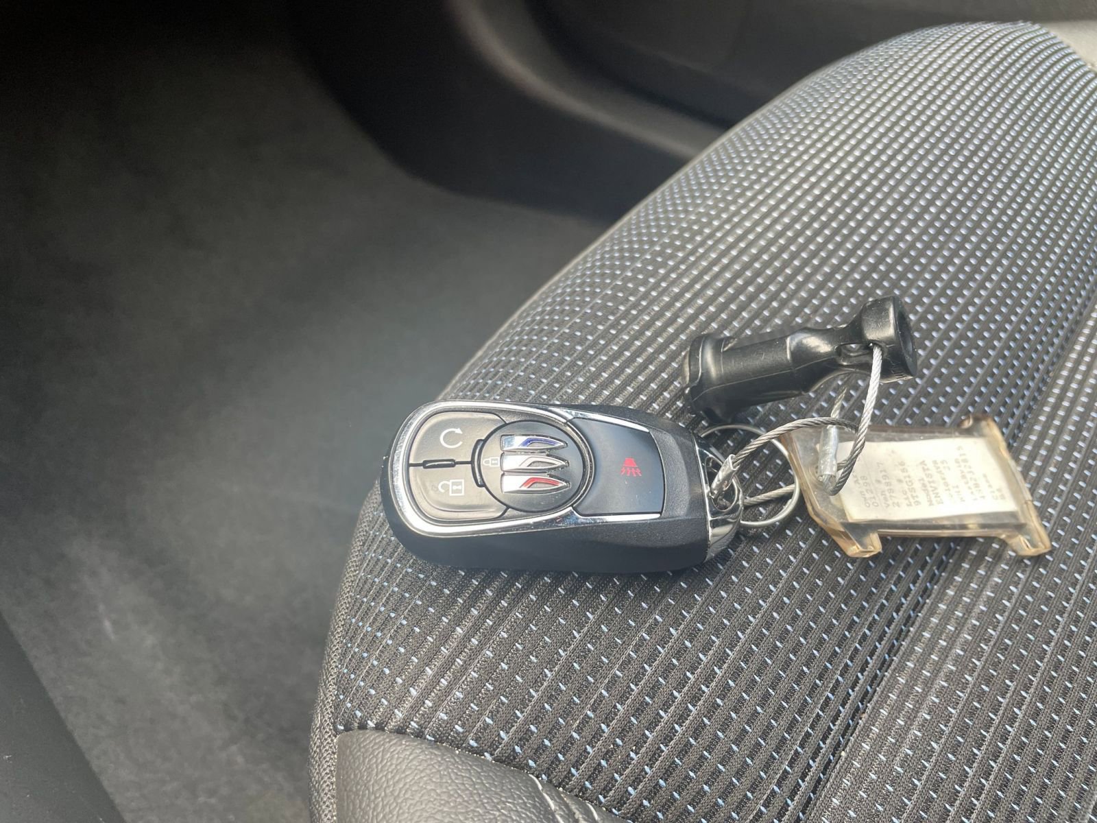 Used 2025 Buick Envista Preferred image 22