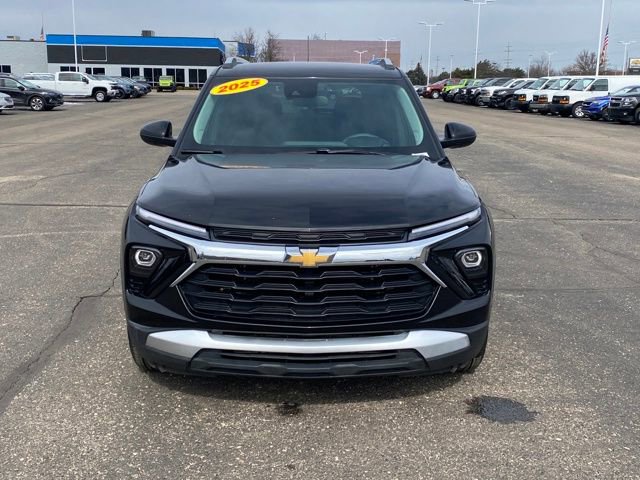 Certified 2025 Chevrolet TrailBlazer LT FWD image 2
