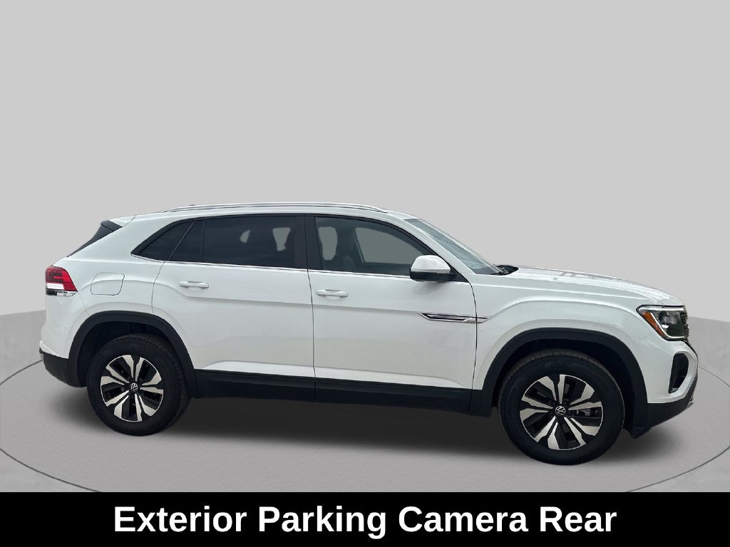 Used 2025 Volkswagen Atlas Cross Sport SE AWD/4WD image 7