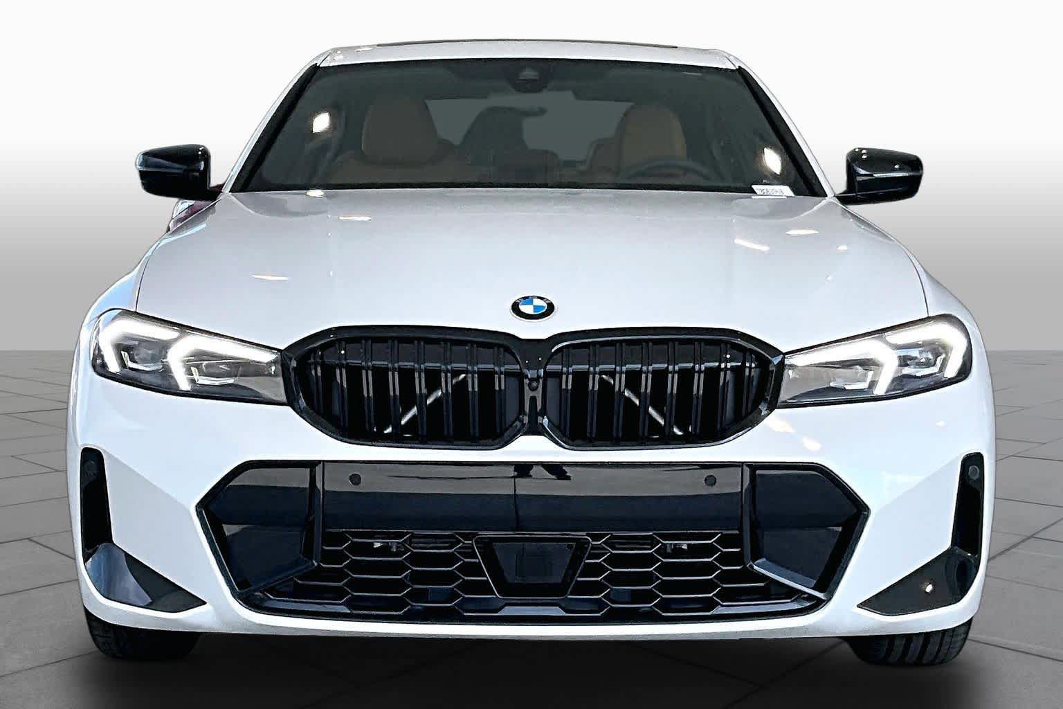 New 2026 BMW 330i Sedan w/ M Sport Package RWD image 3