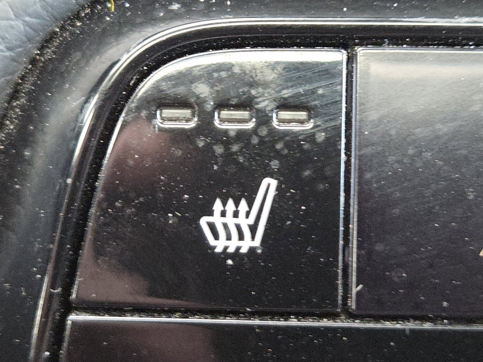 Used 2023 Honda Pilot Touring image 9