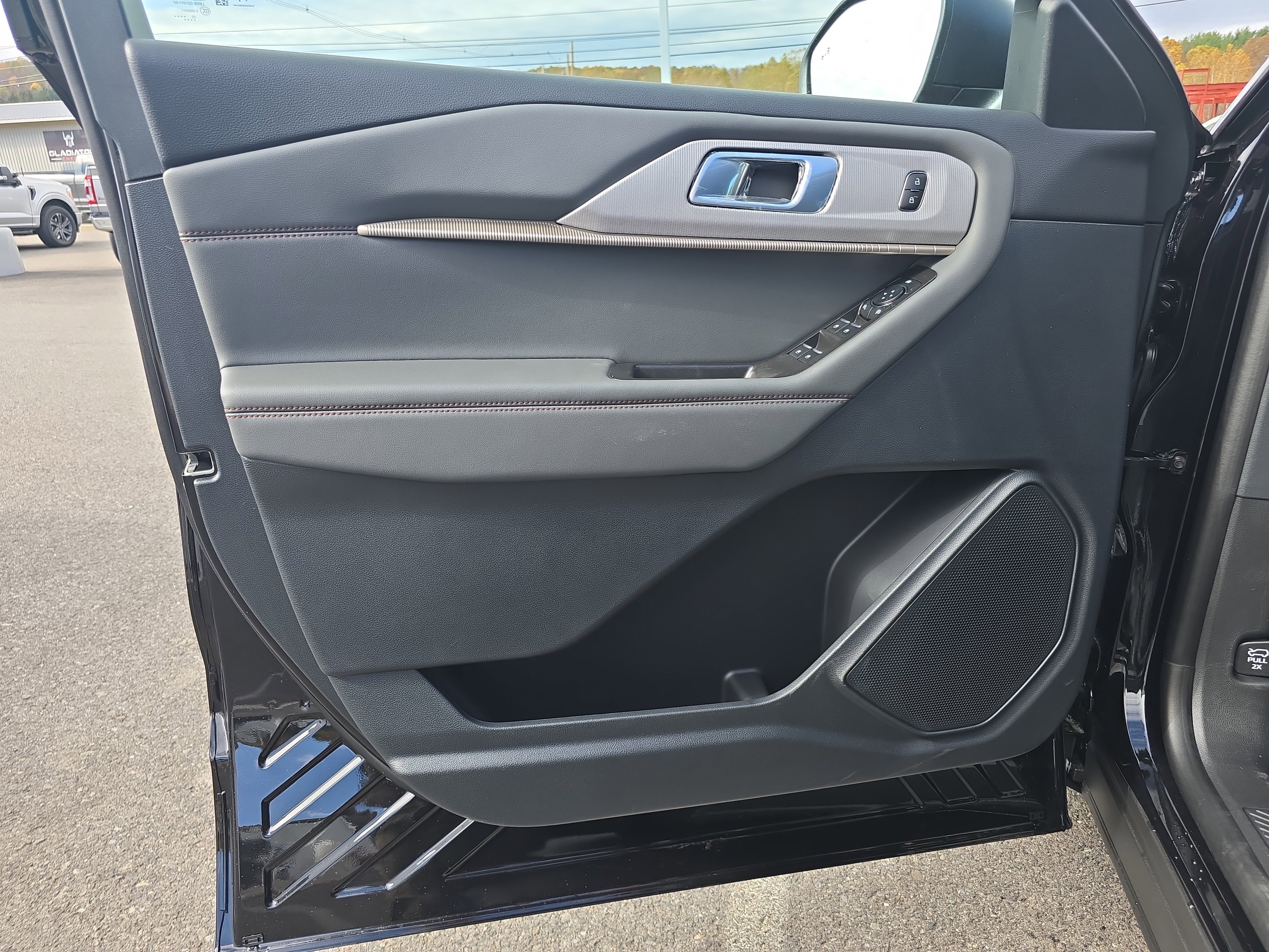 New 2026 Ford Explorer Active image 18