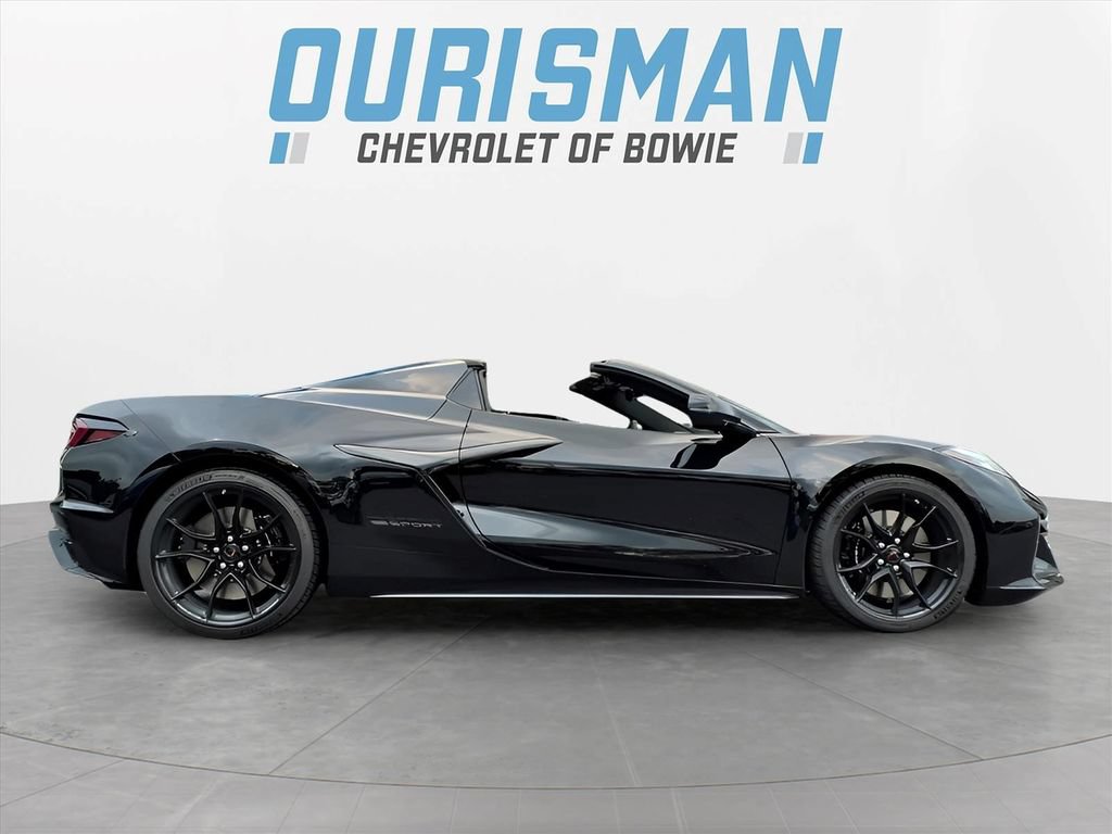 New 2027 Chevrolet Corvette Grand Sport w/ Z52 Sport Performance Package RWD image 2
