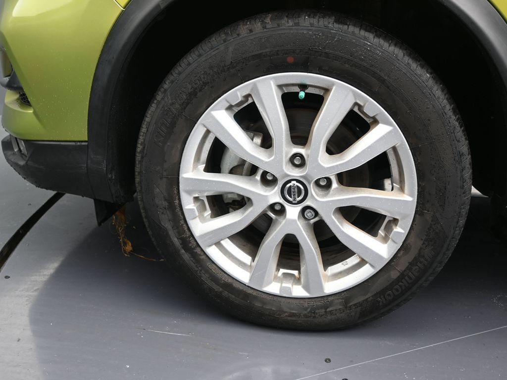 Used 2021 Nissan Rogue Sport SV FWD image 10
