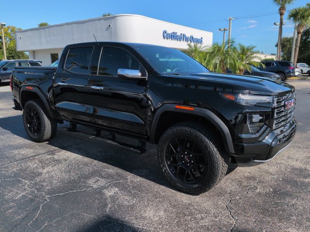 Used 2023 GMC Canyon Denali w/ Denali Black Edition AWD/4WD image 2