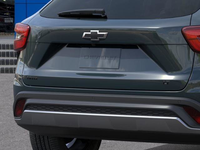 New 2026 Chevrolet Trax LT w/ Driver Confidence Package FWD image 38