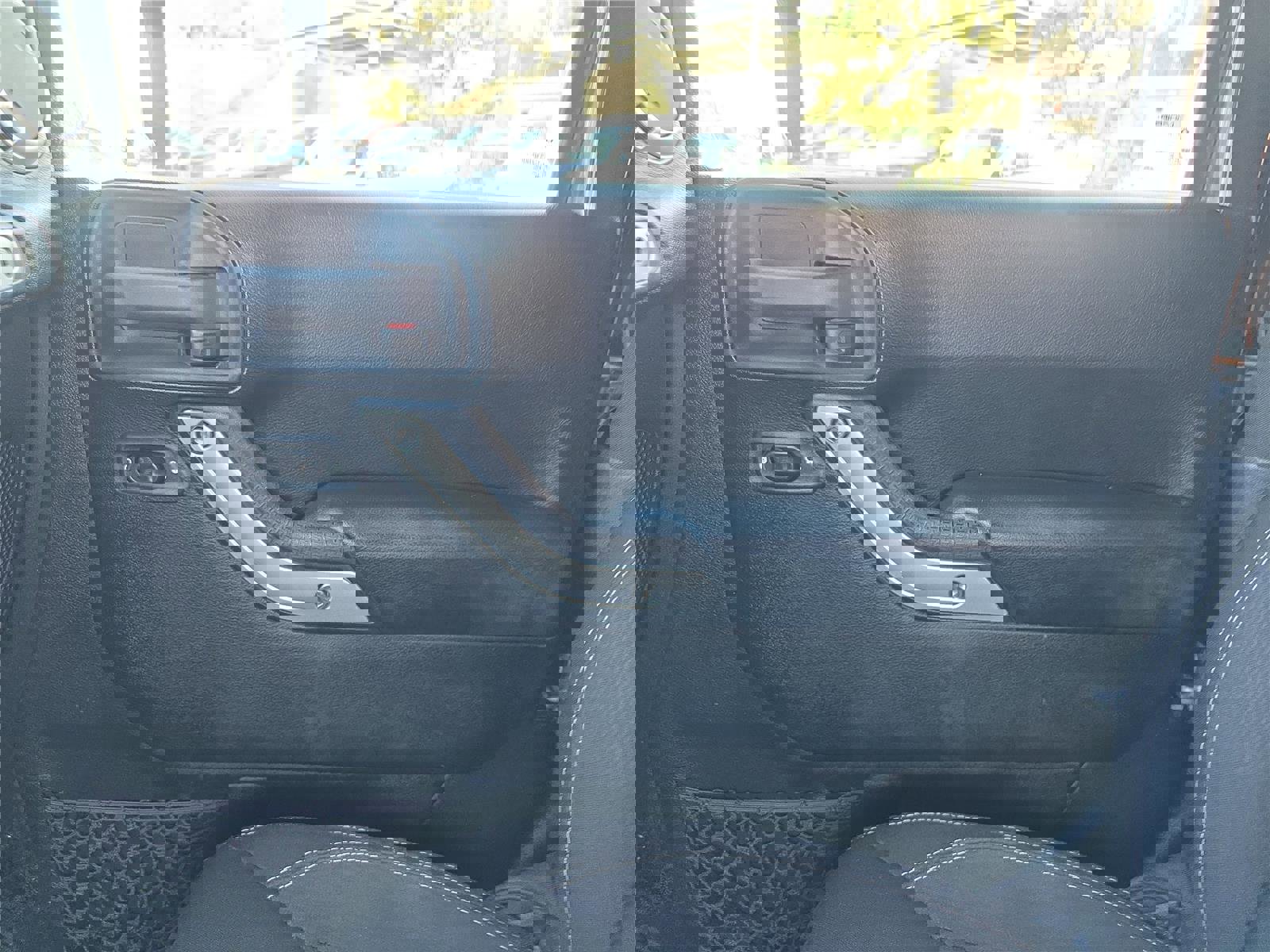 Used 2014 Jeep Wrangler Sahara image 18