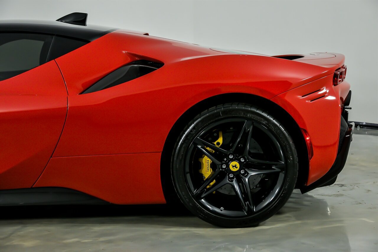 Used 2023 Ferrari SF90 Stradale image 9