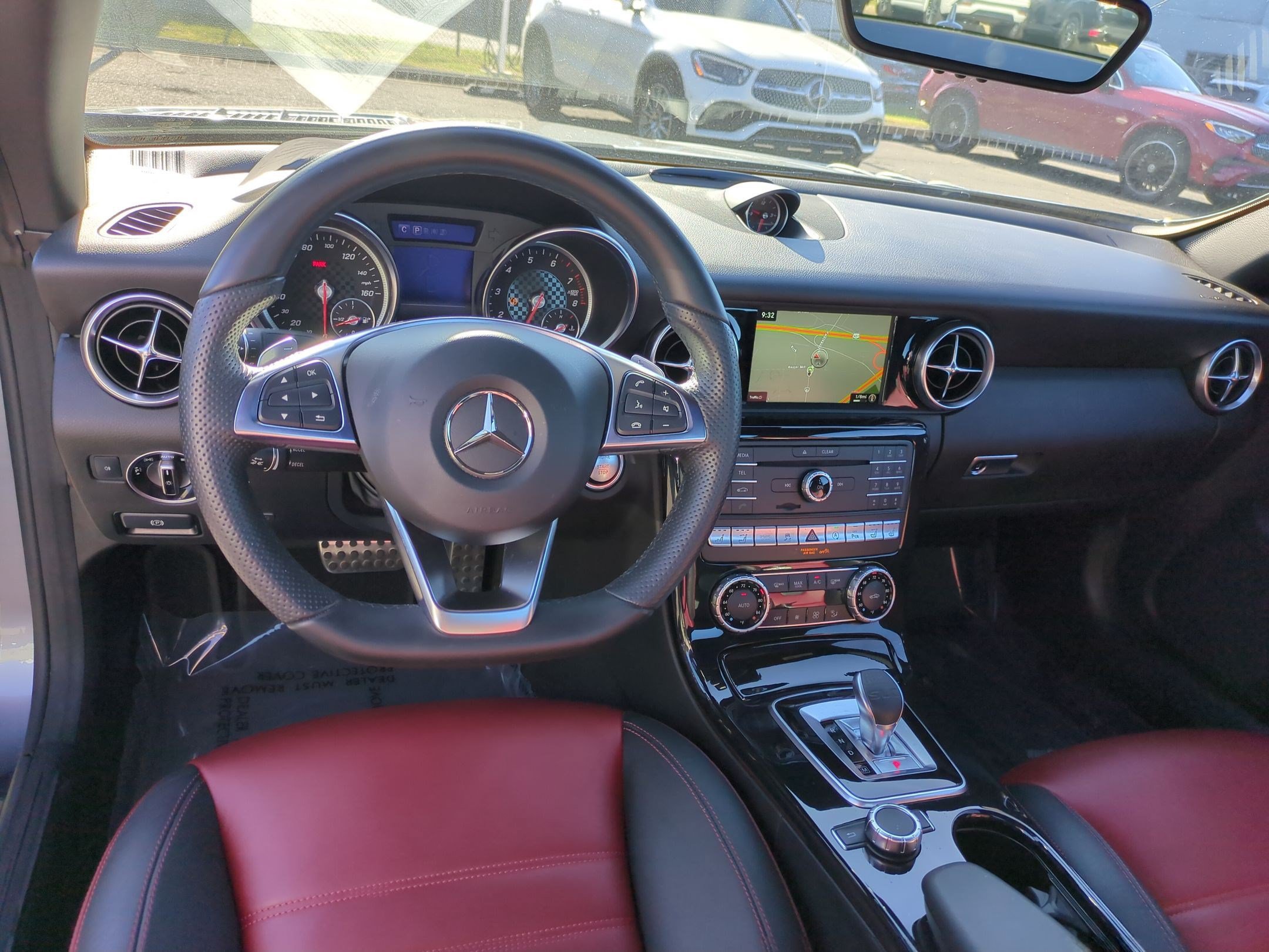 Used 2018 Mercedes-Benz SLC 300 image 30