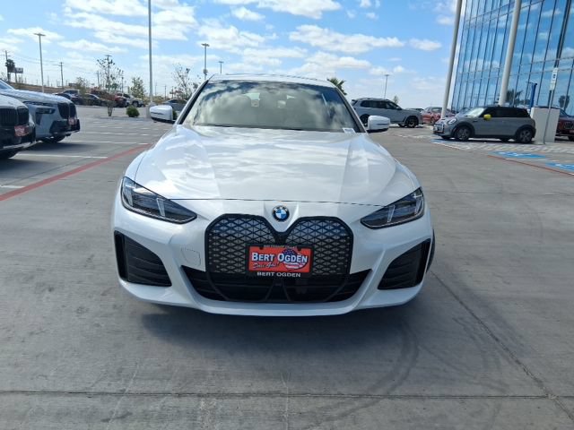 New 2026 BMW i4 eDrive40 w/ M Sport Package RWD image 2