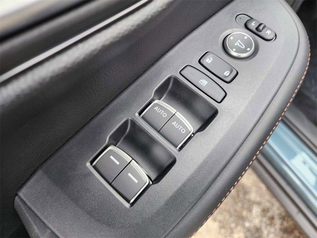 Used 2024 Honda HR-V Sport image 28