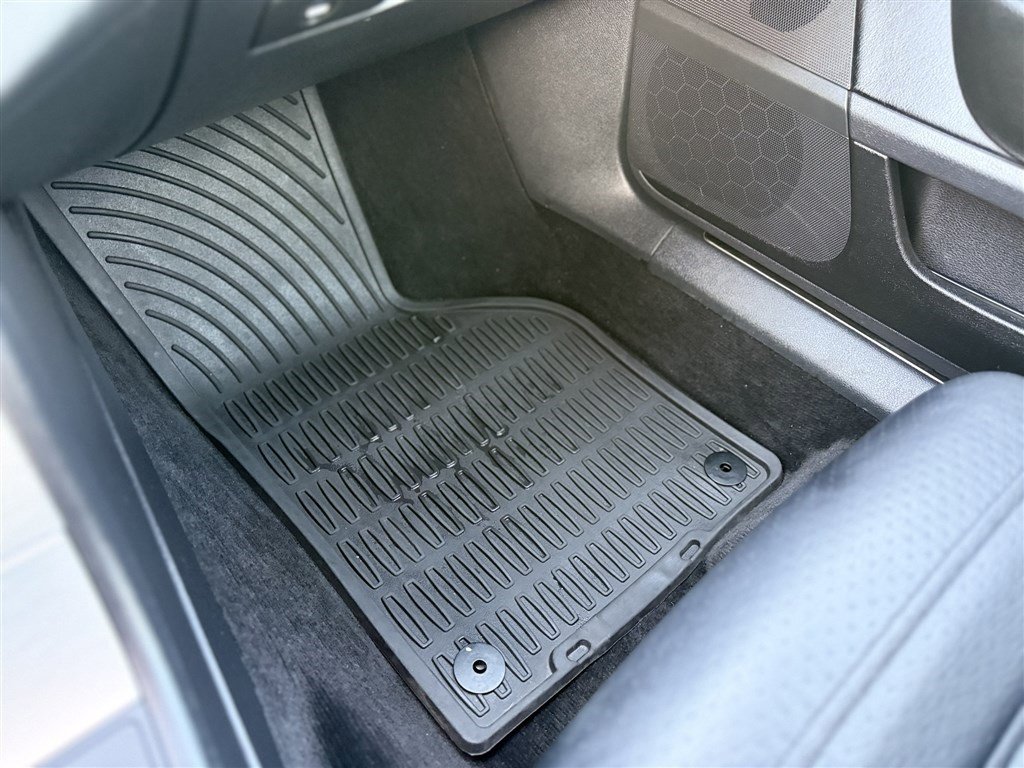 Used 2013 Volkswagen CC Sport image 21