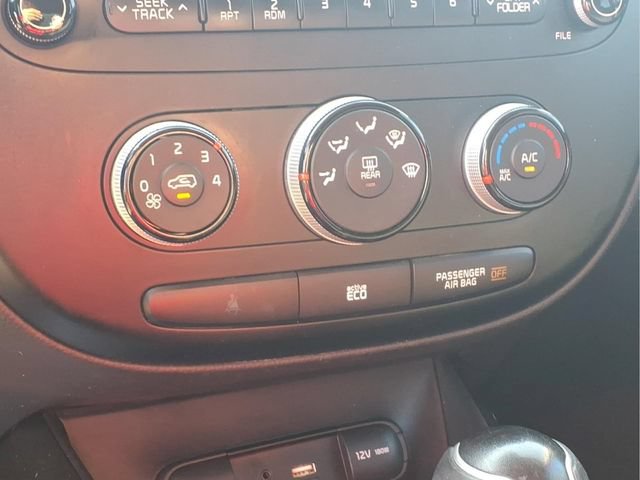 Used 2015 Kia Soul + FWD image 8