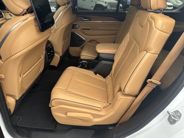 Used 2024 Jeep Grand Cherokee L Summit image 26