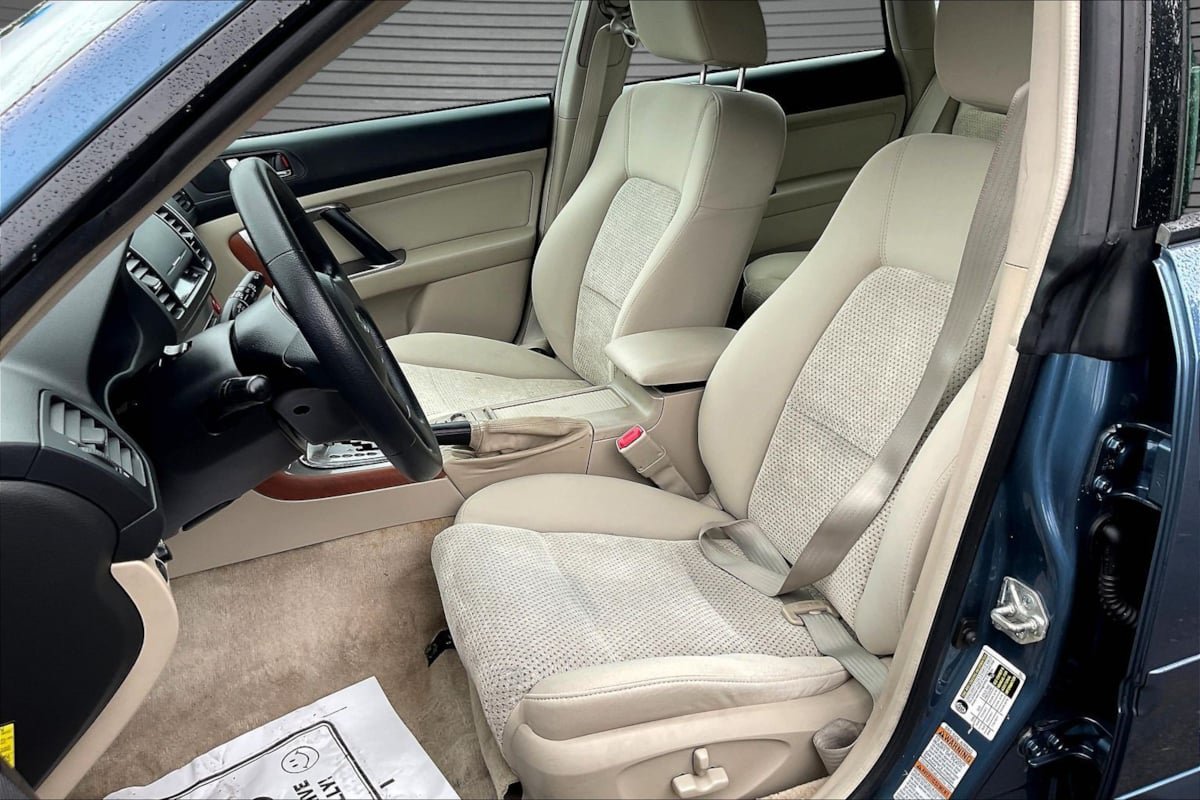 Used 2006 Subaru Outback 2.5i AWD/4WD image 20