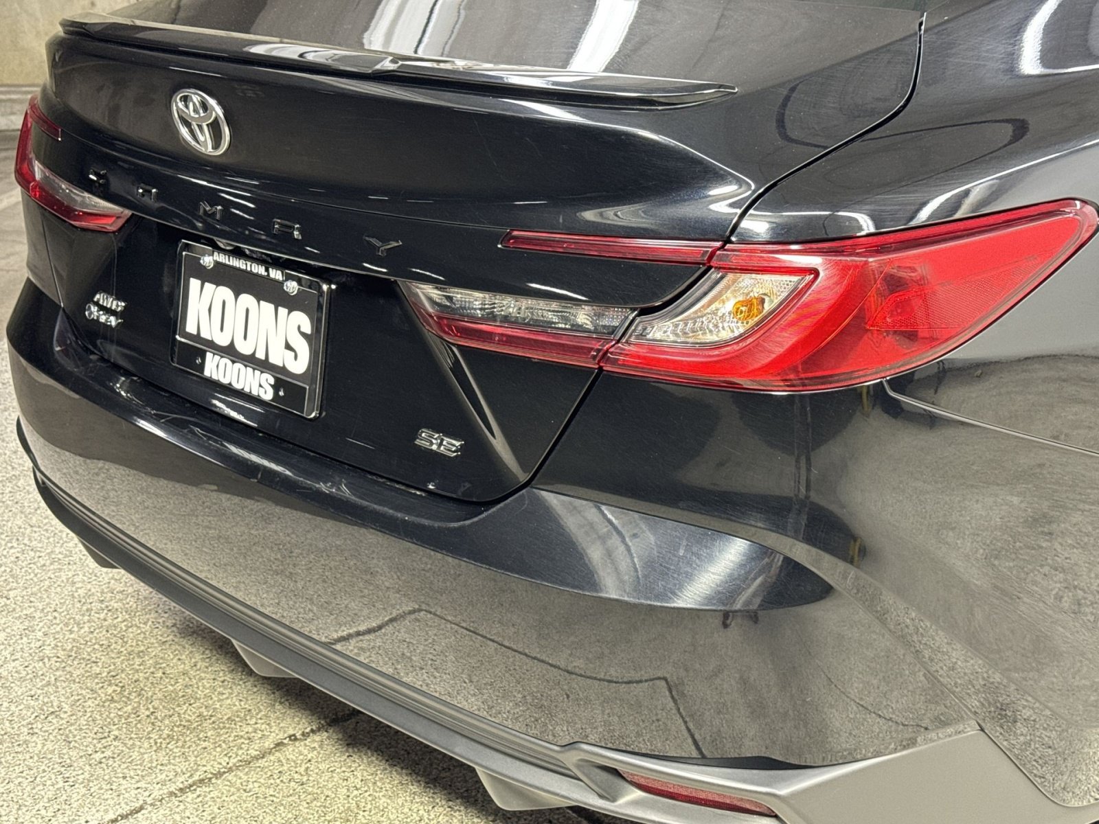 Used 2025 Toyota Camry SE w/ Convenience Package AWD/4WD image 37