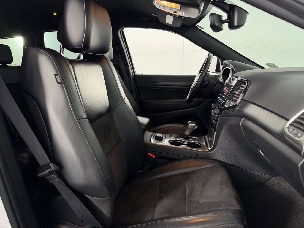 Used 2022 Jeep Grand Cherokee Laredo X image 34