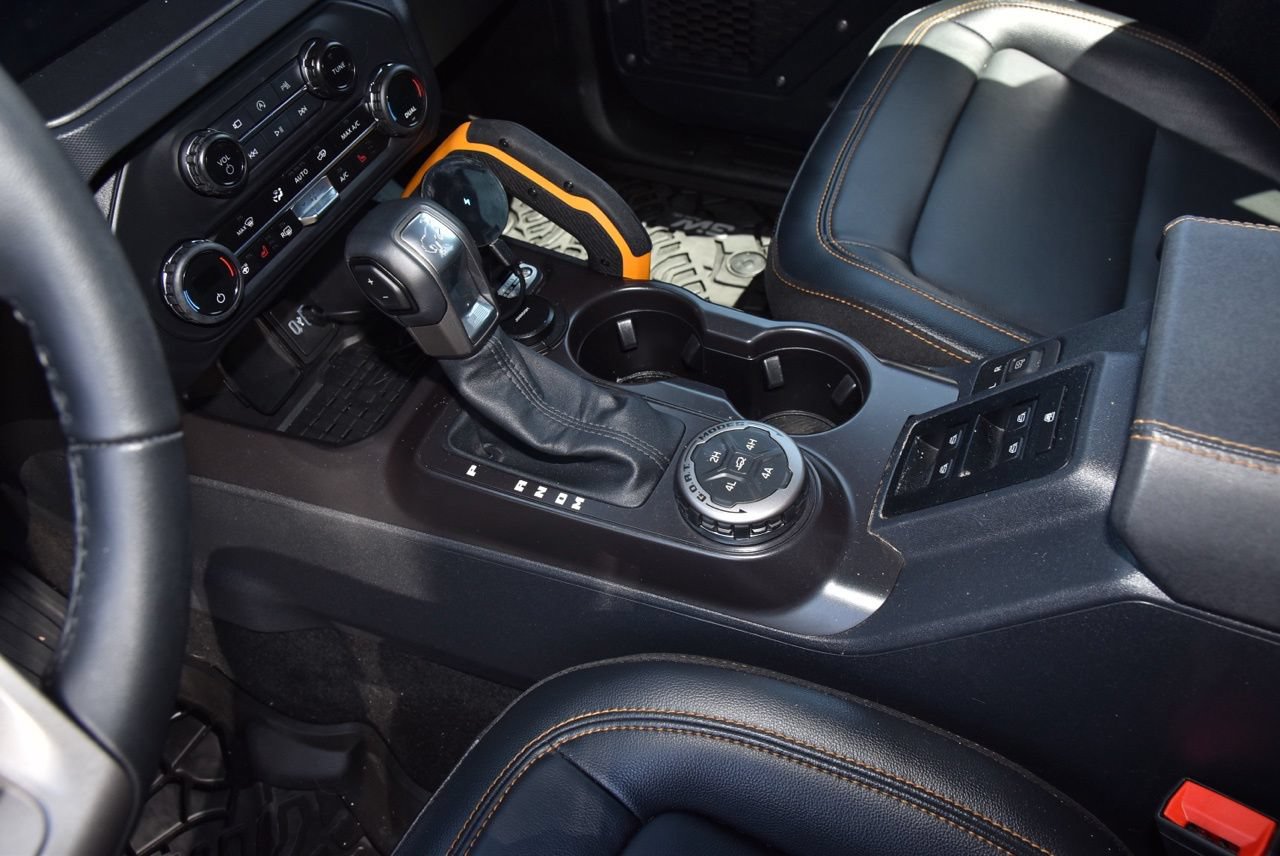 Used 2024 Ford Bronco Badlands AWD/4WD image 9