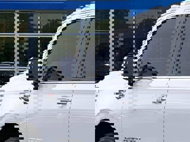 New 2026 GMC Yukon XL Denali w/ Sun & Power Step Package image 12