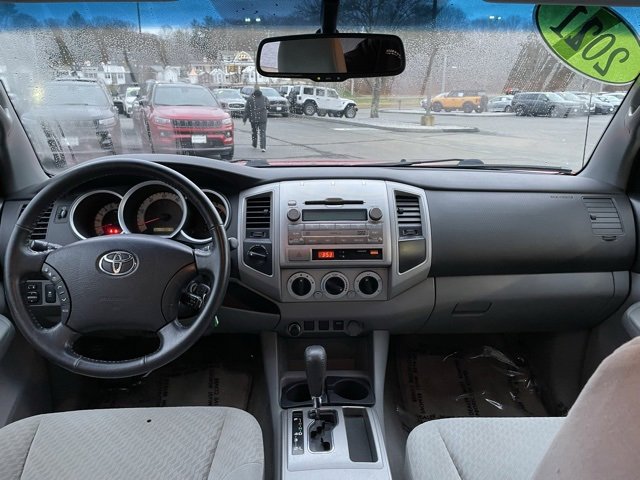 Used 2011 Toyota Tacoma 4x4 Double Cab image 12