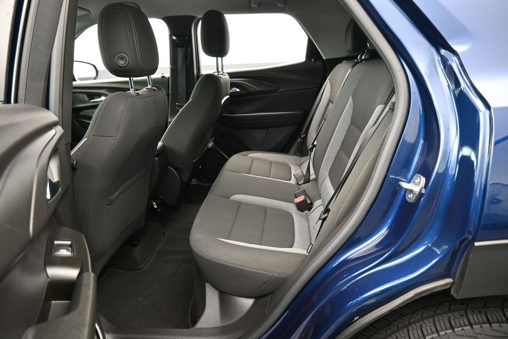 Used 2023 Chevrolet TrailBlazer LT FWD image 29