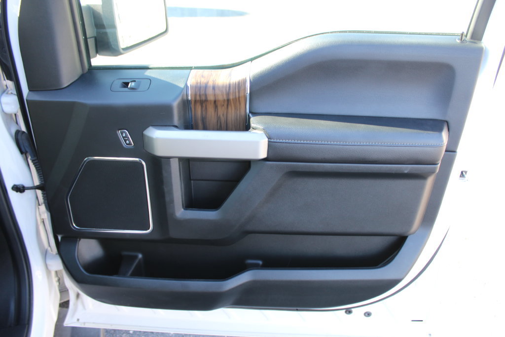 Used 2019 Ford F150 Lariat AWD/4WD image 11