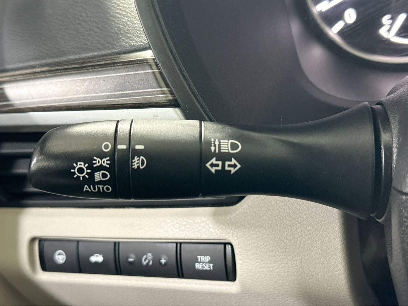 Used 2019 Nissan Altima 2.5 Platinum image 28