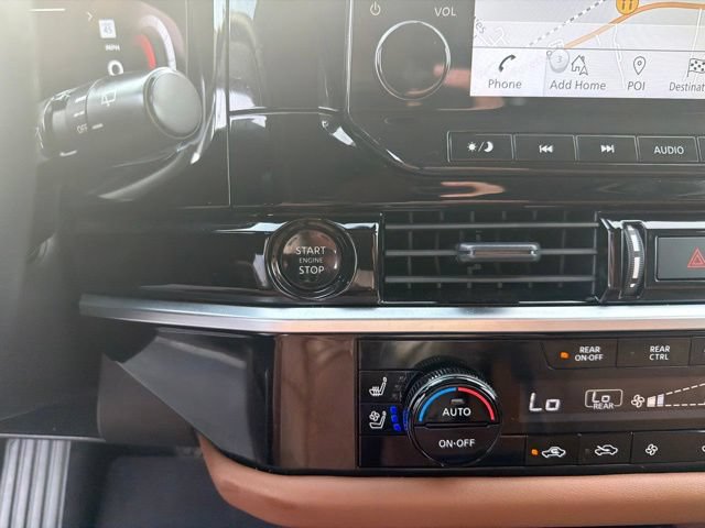 Used 2025 Nissan Pathfinder Platinum w/ Cargo Package AWD/4WD image 23