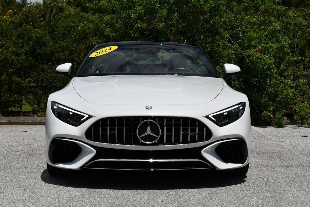 Used 2024 Mercedes-Benz SL 55 AMG 4MATIC image 9